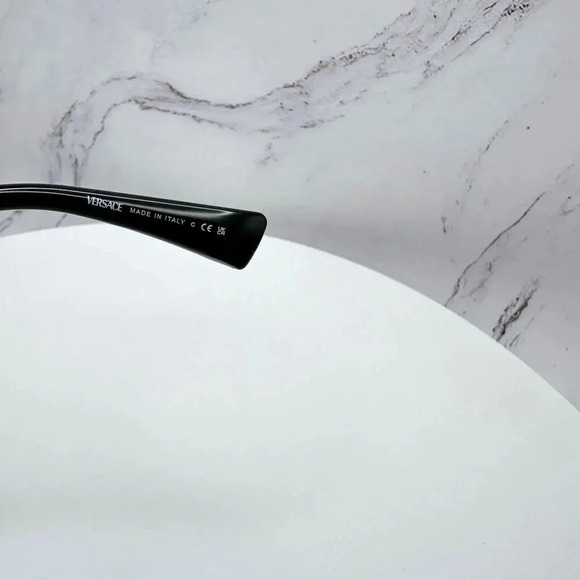 Versace Sunglasses Gold Rectangle Metal Logo Black Retro Italy 100% Authentic - Picture 9 of 16